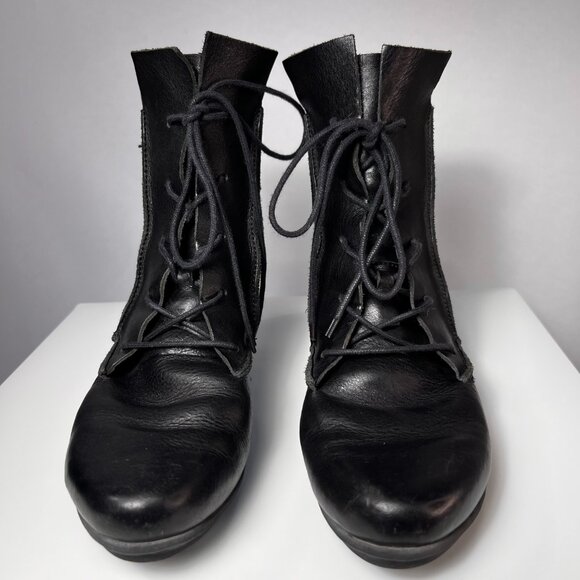 TRIPPEN Lace Up Ankle Black Distressed Leather Boots 39EU- 8.5US - Picture 8 of 9
